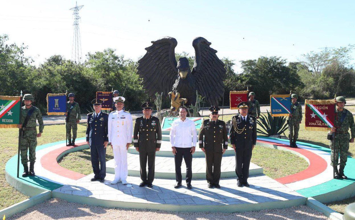 Ceremonia de cambio de mando de la 32 Zona Militar