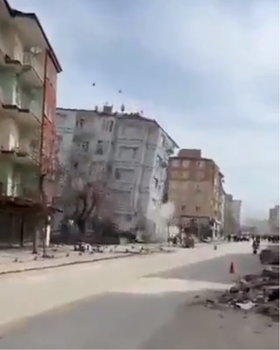 Nuevo sismo de 5.6 en Turquía