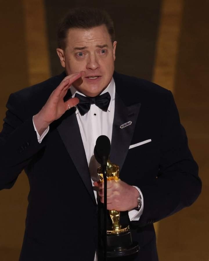 Brendan Fraser gana su primer premio Oscar