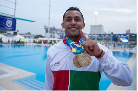 Clavadista mexicano rifa su auto para poder ir al Campeonato Mundial