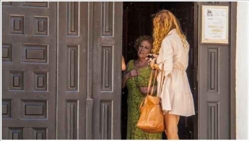 La madre de Luis Rubiales inició una huelga de hambre por la «cacería, inhumana y sangrienta» a su hijo.