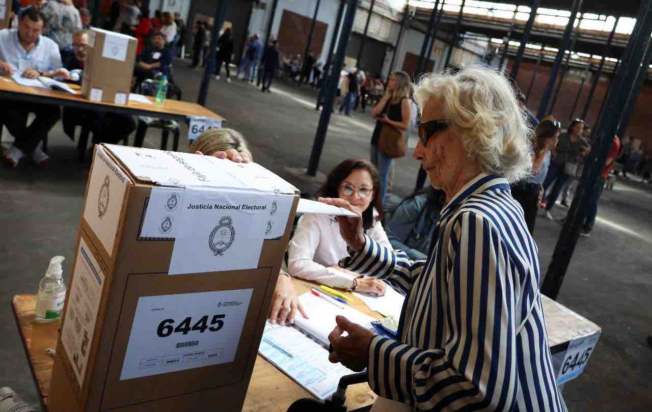 Inician las votaciones en Argentina