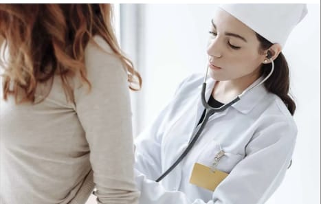 Reino Unido vetará a mujeres trans de las unidades hospitalarias femeninas