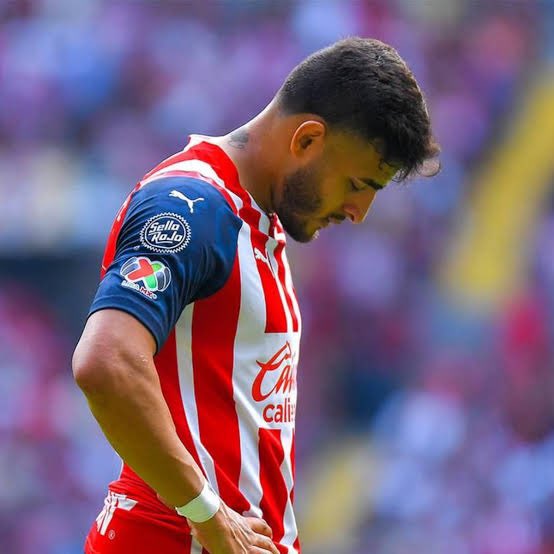 Chivas separa por tiempo indefinido a jugadores