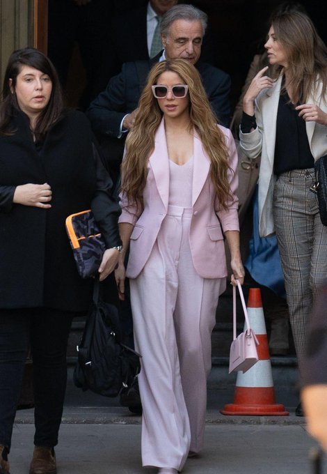 Shakira pagará una multa de siete millones de euros para no ir a prisión