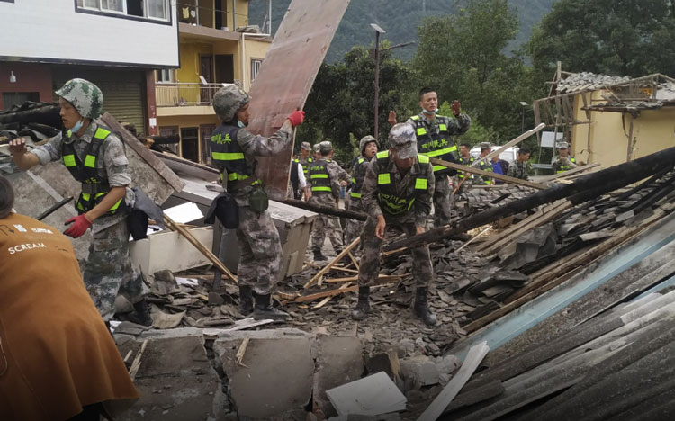 Sismo de magnitud 6,2 en China deja más de 100 muertos