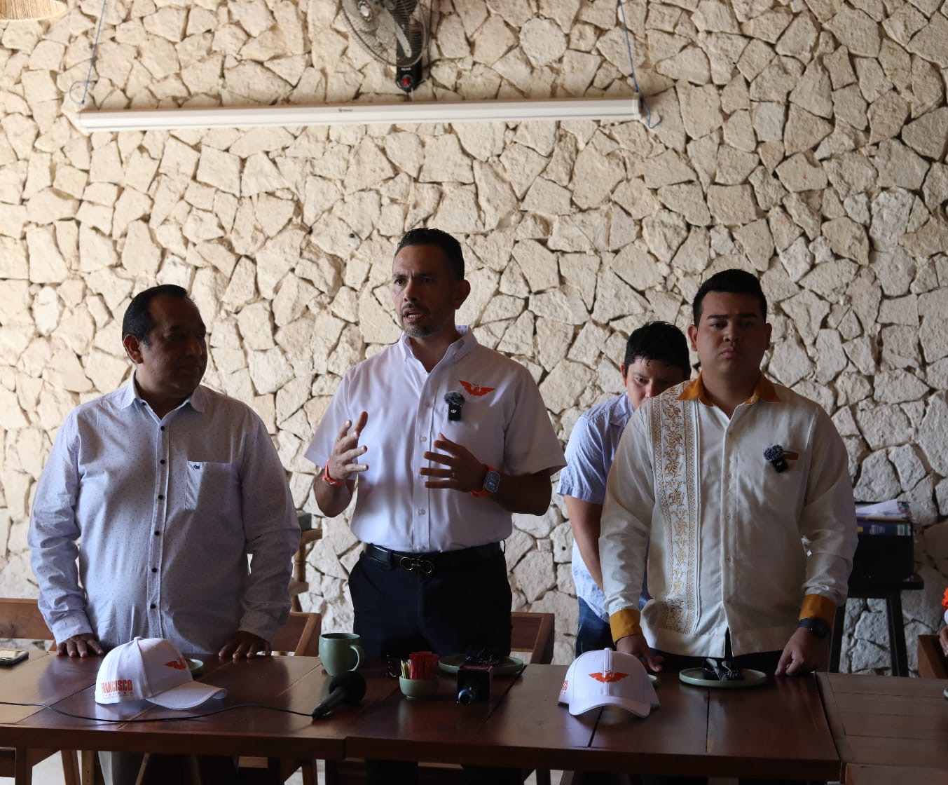 Francisco Cardosa, impulsará desde la Cámara de Diputados elevar la calidad en la atención del sistema de salud