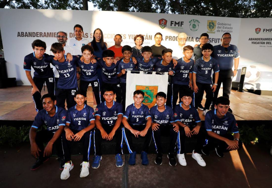 Abanderan a Selecciones de Yucatán que competirán en el Campeonato Nacional de la Federación Mexicana de Fútbol, Sector Amateur