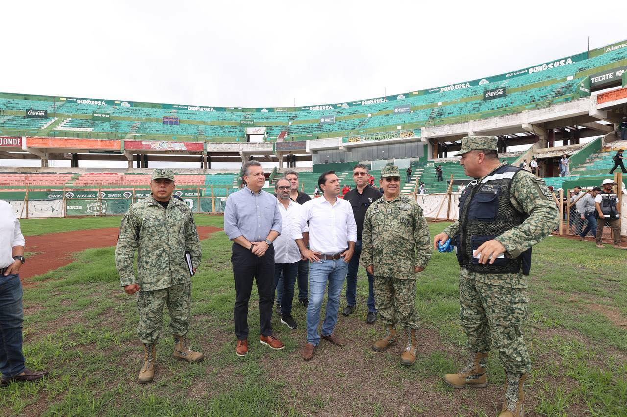 Presentan trabajos de renovación del Estadio de Béisbol Kukulcán Álamo