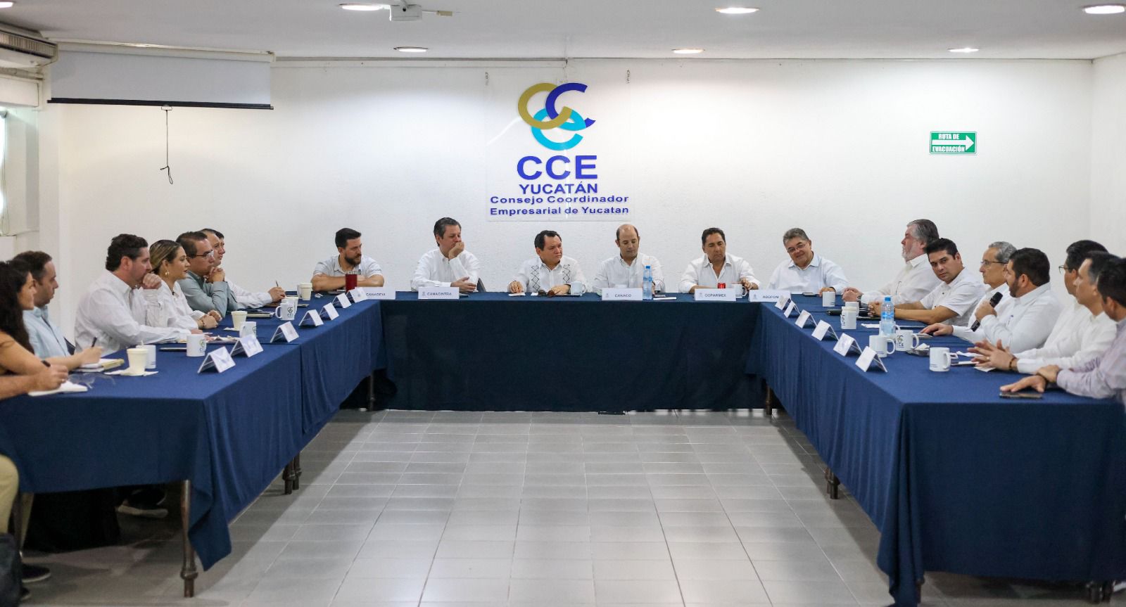 Se reúne el Gobernador Electo con el Consejo Coordinador Empresarial de Yucatán