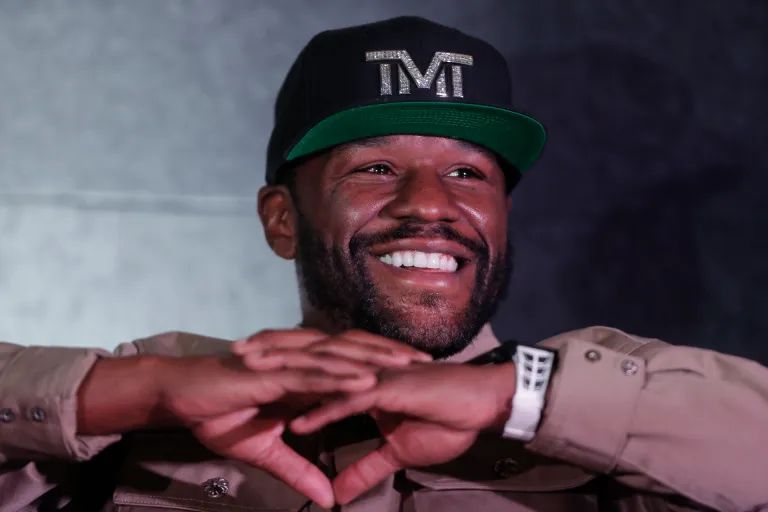Colección de joyas de Floyd Mayweather cotizada en 100 millones de dólares.