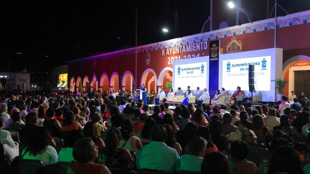 Toma de protesta de Linda Margarita Pérez Quijano como Alcaldesa de Conkal