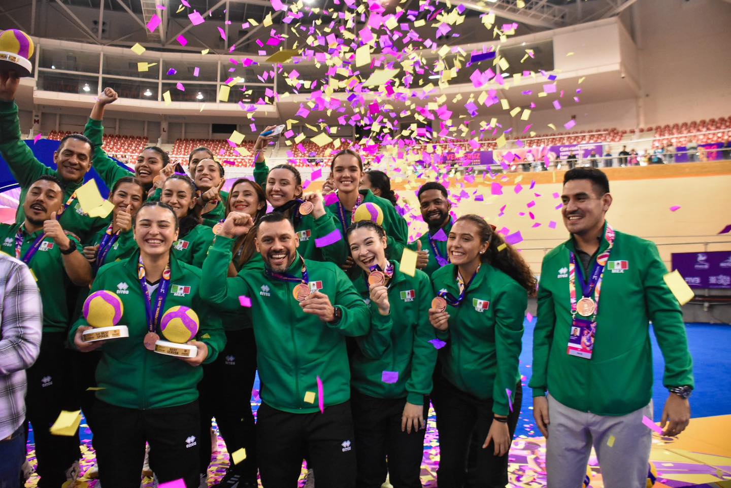 ¡Bronce para la selección femenina!