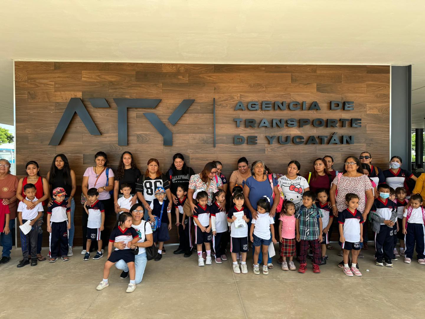Familias de las colonias Sambulá y Nueva Mulsay conocen la ruta 906 Cetram La Plancha-Cetram Umán del Ie-tram