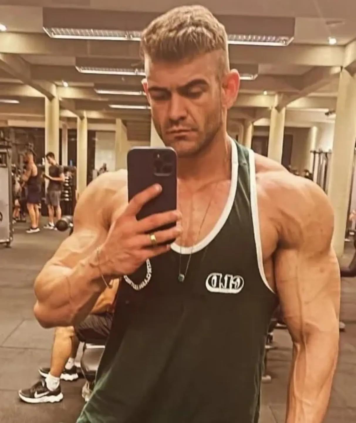 Fallece el culturista José Mateus Correia, de 28 años, de un infarto mientras entrenada