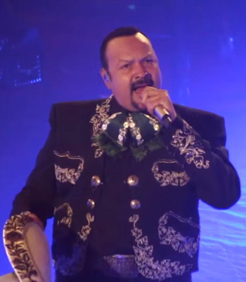 Pepe Aguilar desacredita todos los rumores que lo rodean a él y a su hija Ángela: «no crean tarugadas»