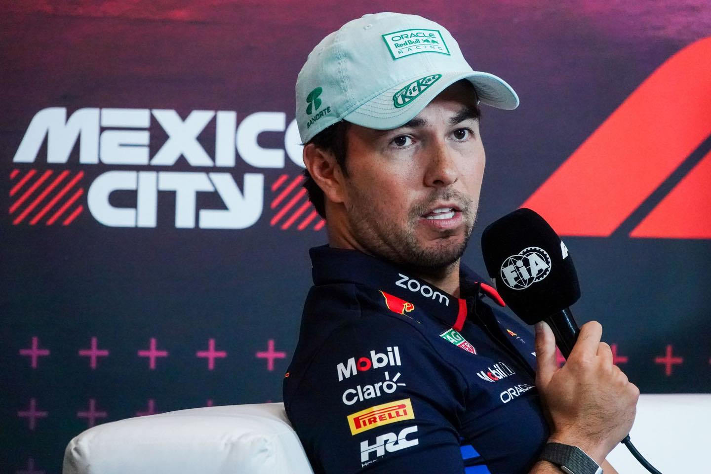 ‘Checo’ Pérez sale de la escudería Red Bull