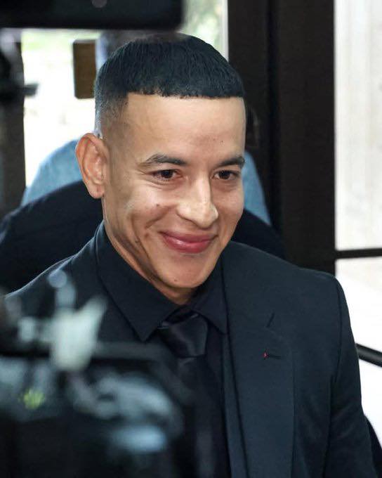 Daddy Yankee retoma control de sus corporaciones tras acuerdo mutuo.