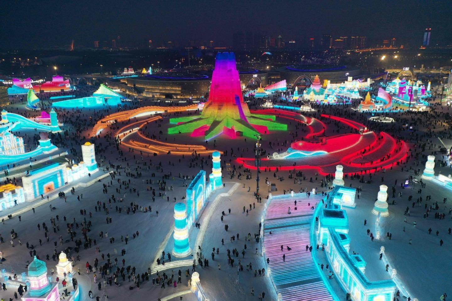 ¡Espectacular! Así luce el Mundo de Hielo y Nieve de Harbin en China