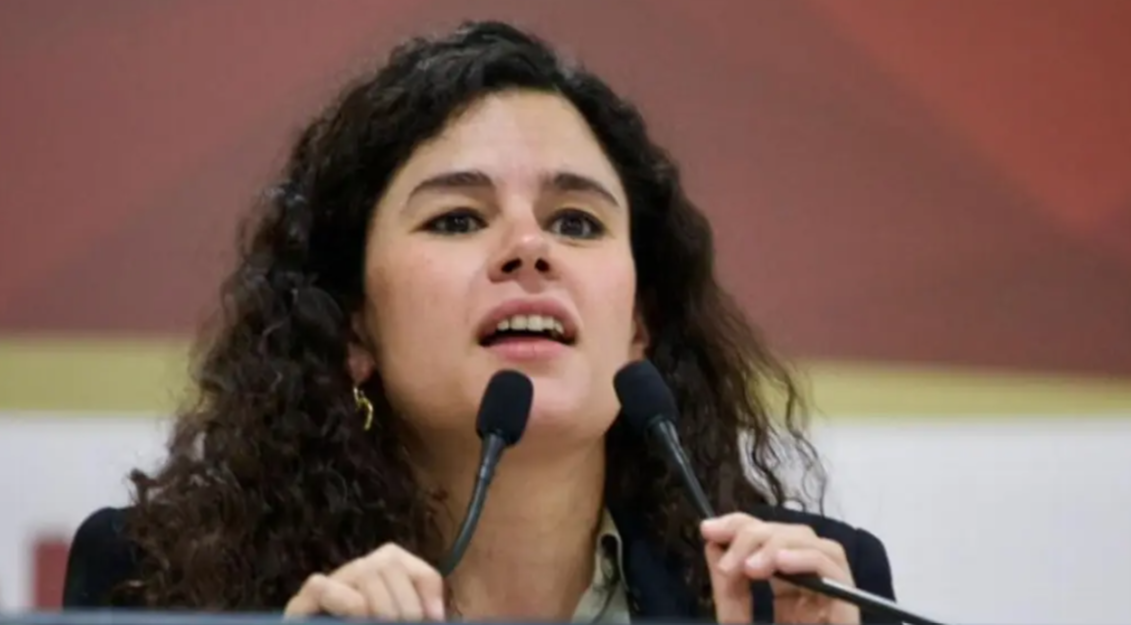 Luisa Alcalde se pronuncia y niega acusaciones por supuesta compra de relojes con su rostro