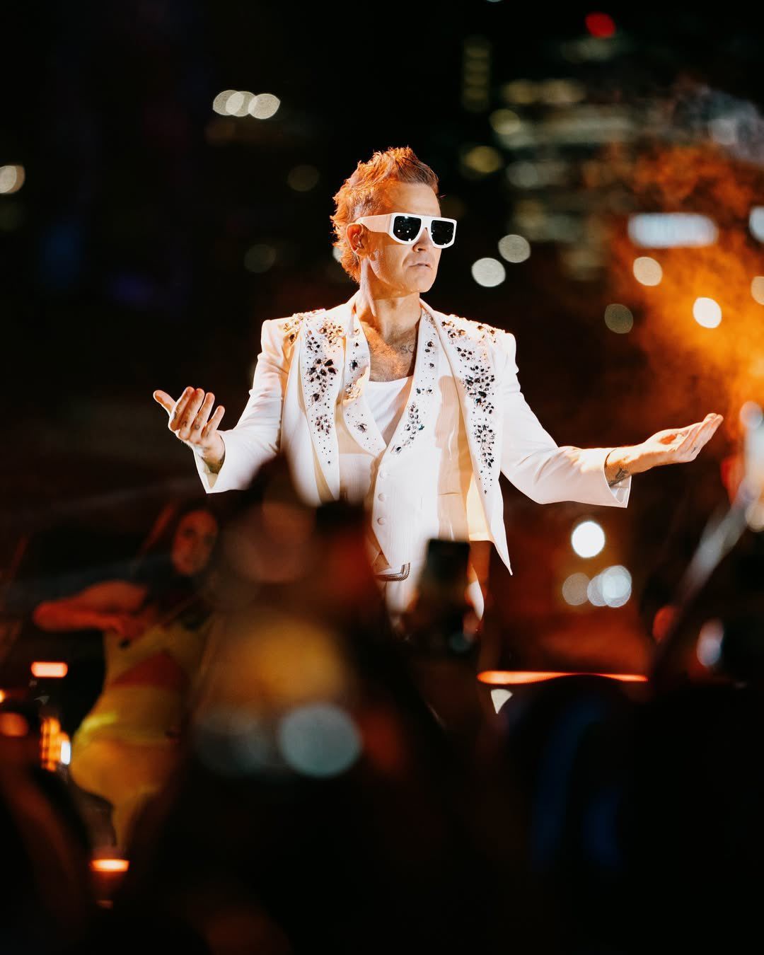 Robbie Williams se revela como el artista encargado para show de medio tiempo del Super Bowl 2026
