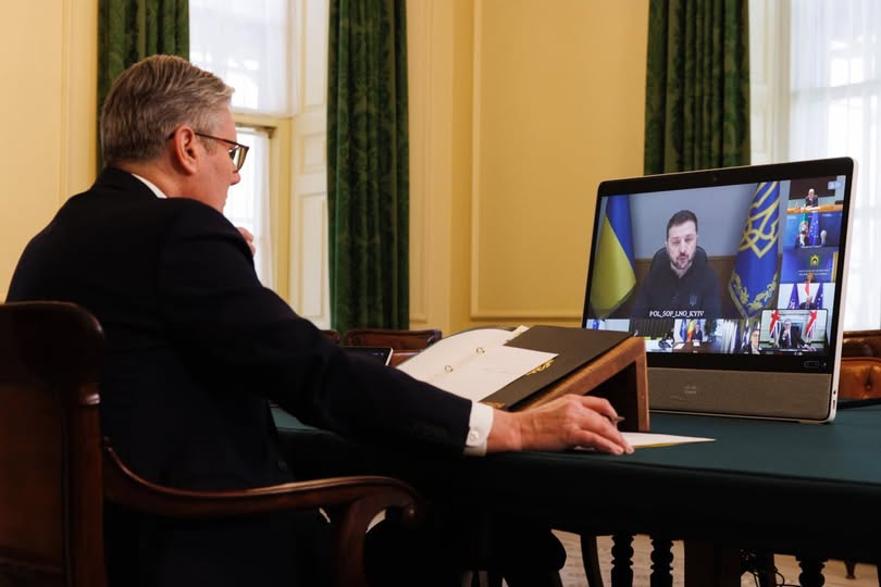 Primer ministro del Reino Unido pide a Putin “la paz” con Ucrania