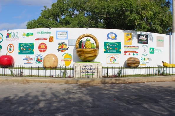 Feria de la Primavera 2025 en la Central de Abasto de Mérida.