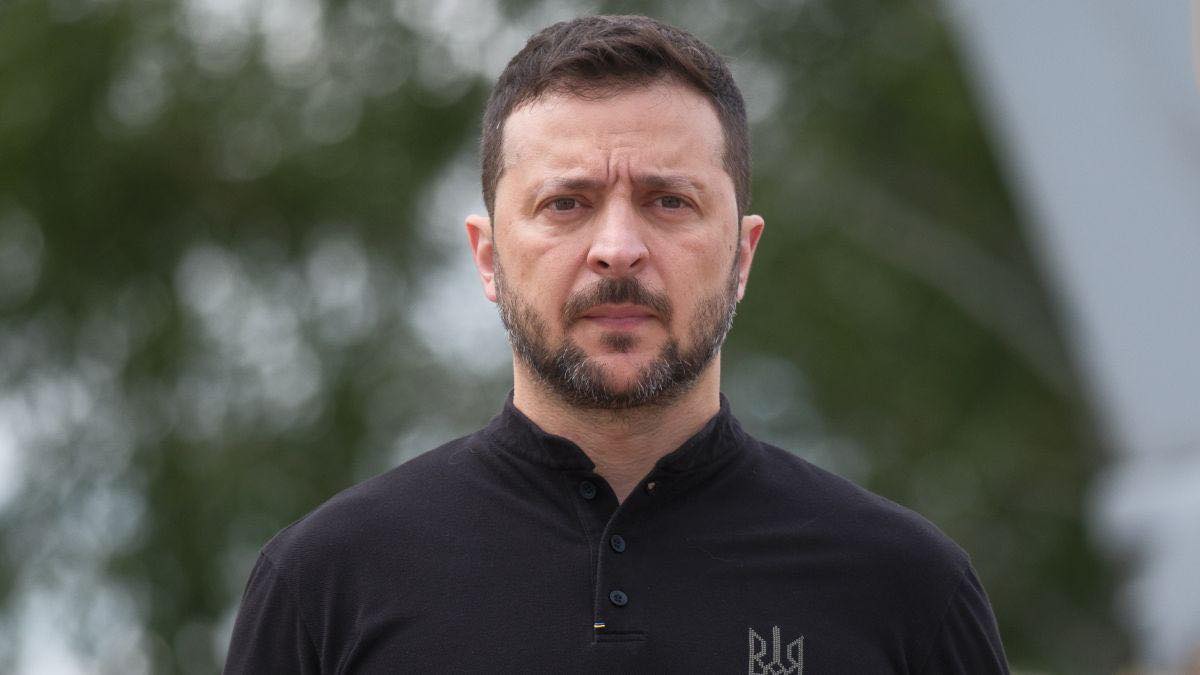 Zelenski firma acuerdo de 2.600 millones de dólares con Reino Unido