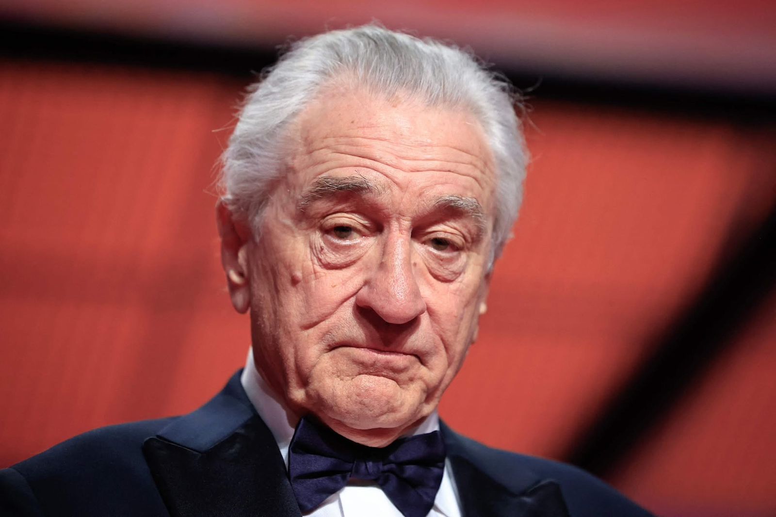 Robert De Niro, lanza poderoso mensaje.