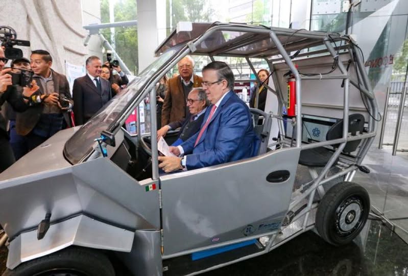 Innovador vehículo mexicano.