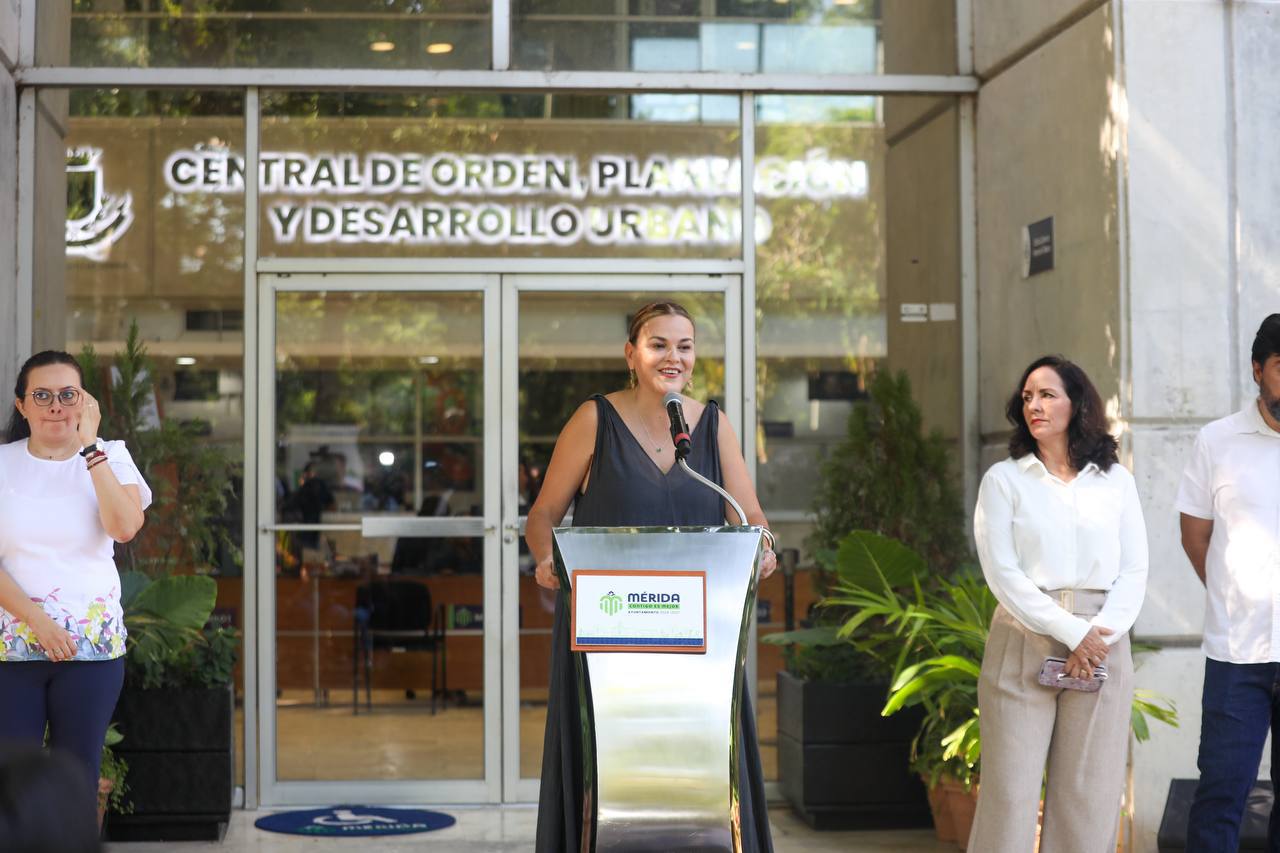 Cecilia Patrón presenta la Estrategia Mérida Ordenada para un desarrollo sostenible y justo.