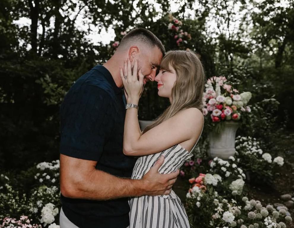 Taylor Swift y Travis Kelce anuncian su compromiso tras dos años de relación