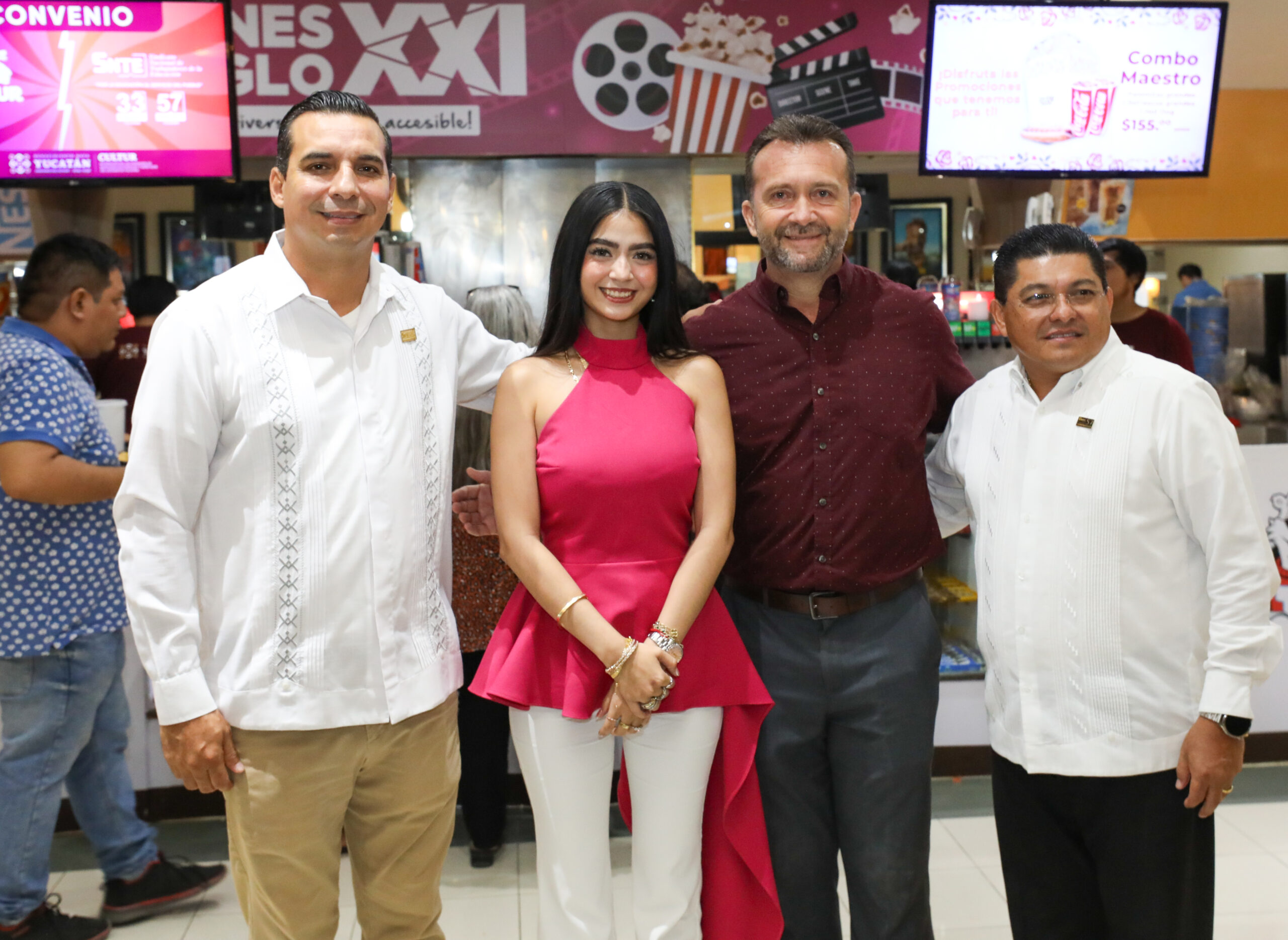 Docentes de Yucatán iniciarán el ciclo escolar 2025-2026 con promociones y descuentos especiales