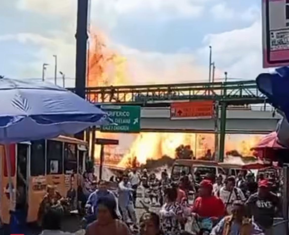 Explosión de pipa en Santa Martha Acatitla deja 3 muertos y más de 70 lesionados