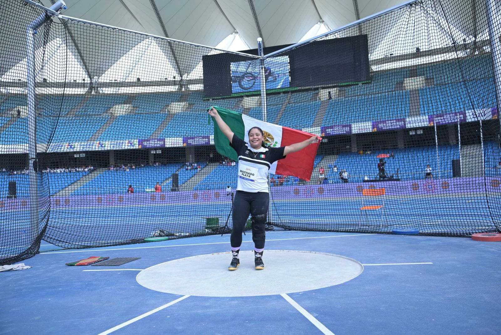 Osiris Machado, campeona mundial y récord en lanzamiento de disco F44