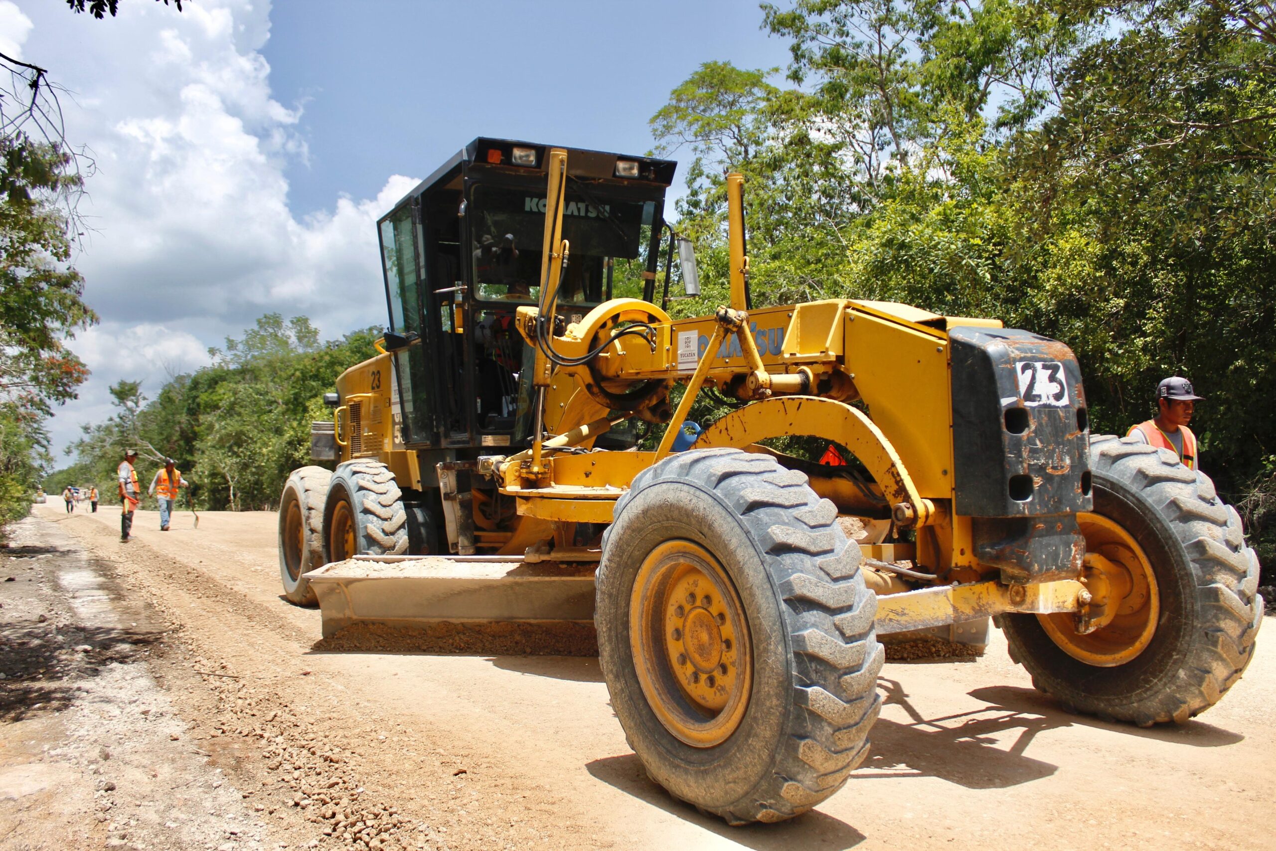 Reconstruyen carretera Xocchel–Sahcabá para conectar mejor a la región