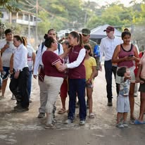 Claudia Sheinbaum recorrió zonas más afectadas por las fuertes lluvias y el desbordamiento de Río