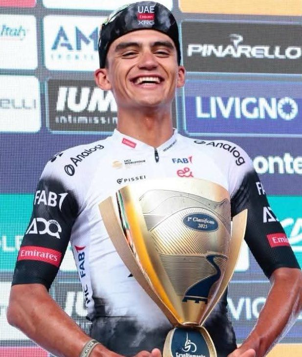 Isaac del Toro hace historia: primer mexicano campeón del Gran Piemonte