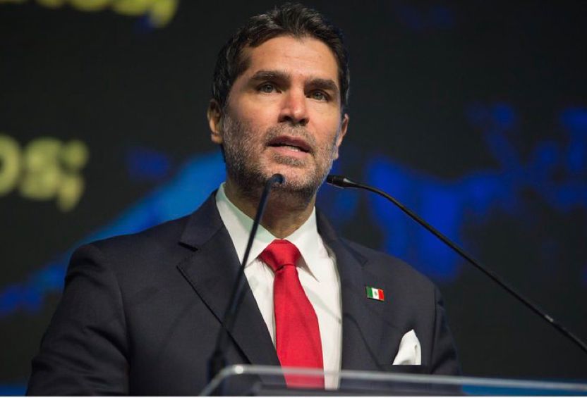 Eduardo Verastegui rechaza la palabra “todes”