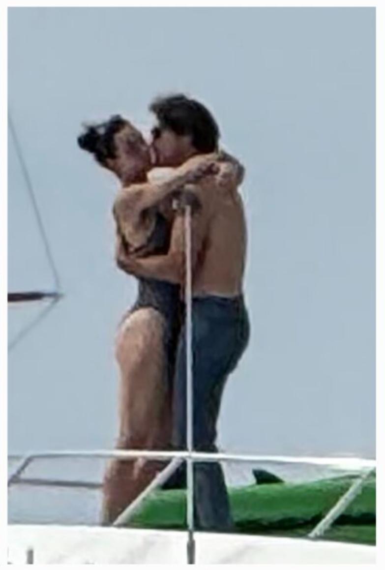 Katy Perry y Justin Trudeau fueron captados en un romántico beso