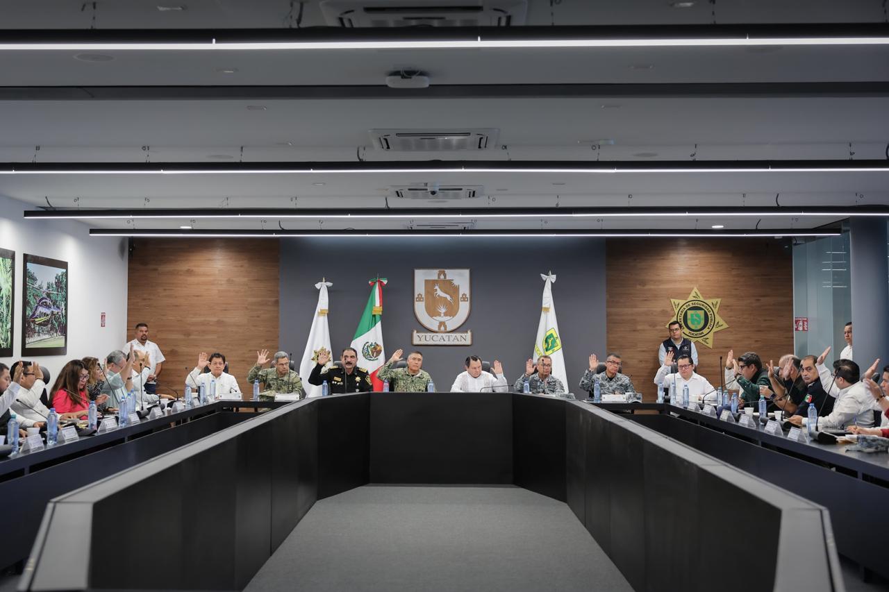 Gobernador Joaquín Díaz Mena llama a mantener vigilancia ante temporada de ciclones en Yucatán