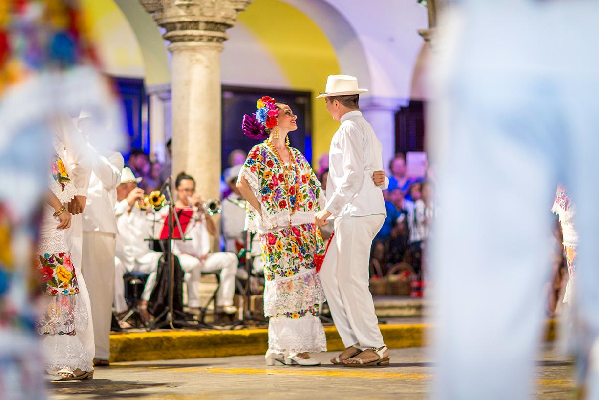 Cecilia Patrón impulsa la búsqueda de la primera mujer cronista de Mérida