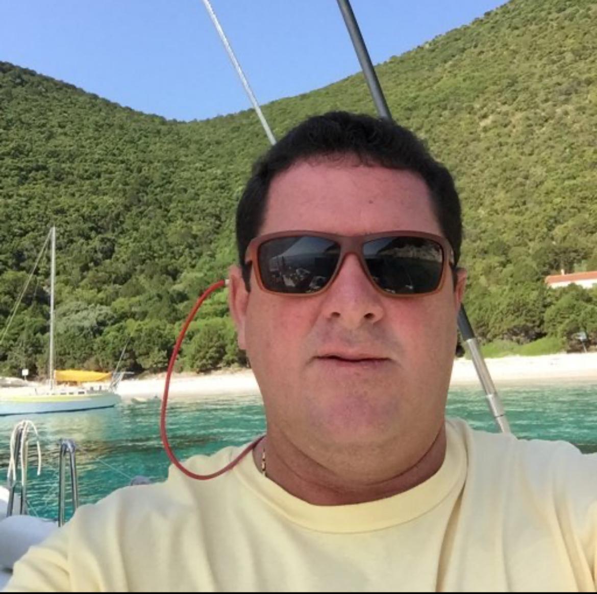 Detienen a empresario yucateco Arturo Millet