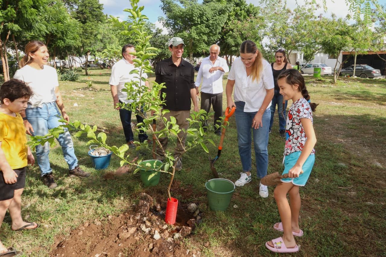 Mérida Fortalece sus Áreas Verdes con Participación Ciudadana y Alcaldesa Cecilia Patrón
