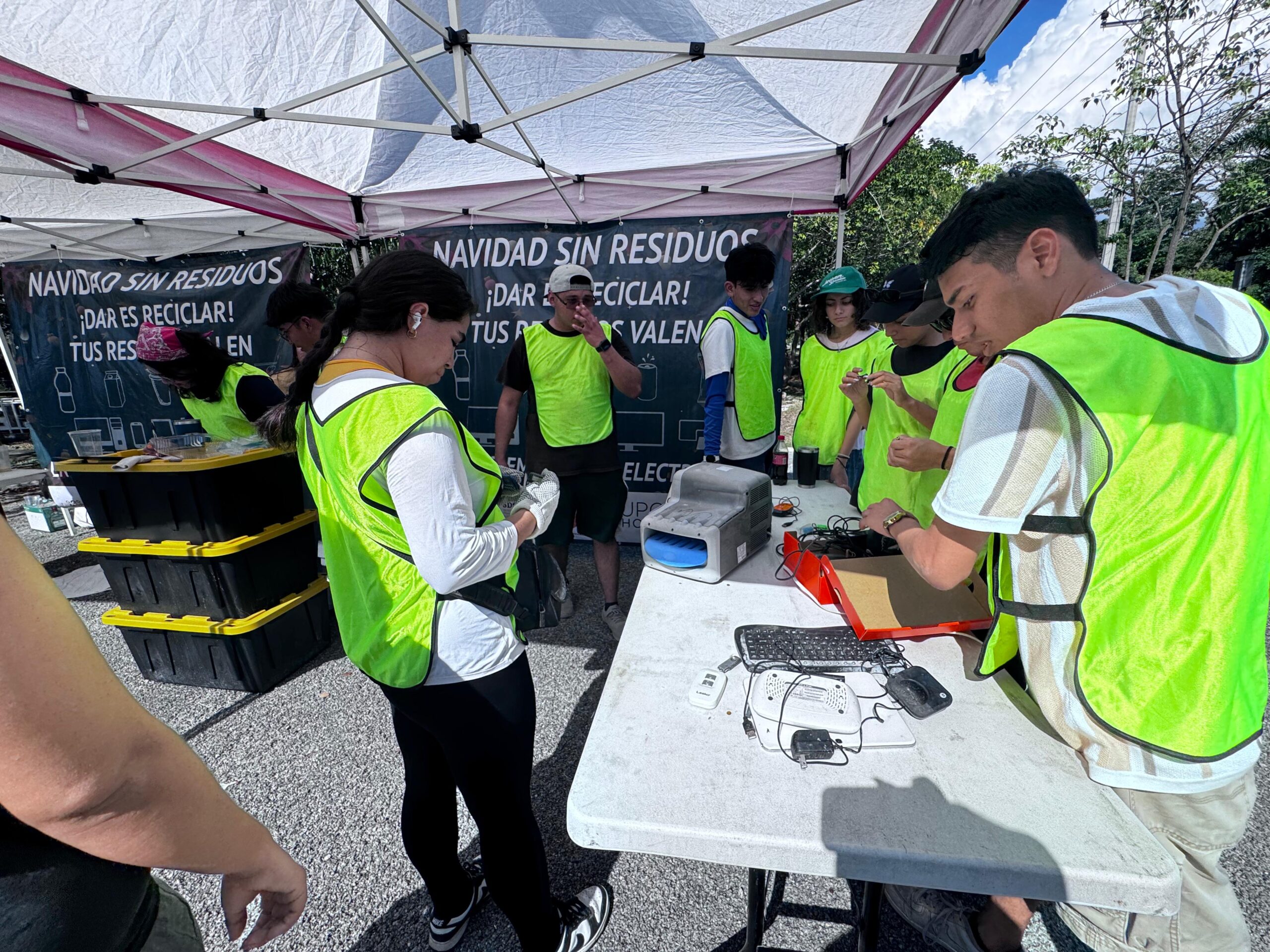 Trueque «Navidad sin Residuos»: 334 kg reciclados y 294 electrónicos recolectados