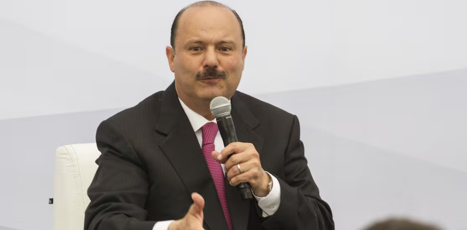 FGR detiene a César Duarte por lavado de dinero tras autorización de EU