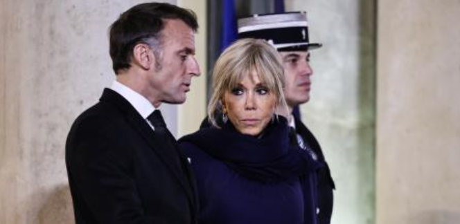 Polémica en Francia: Brigitte Macron califica de «zorras estúpidas» a activistas feministas