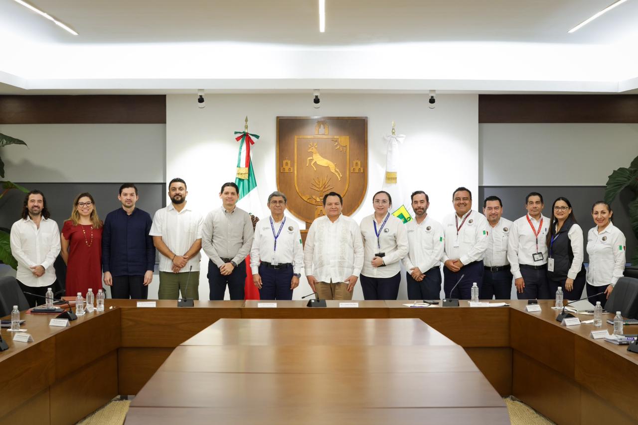 Gobierno de Yucatán supervisa avances del Puerto de Altura de Progreso