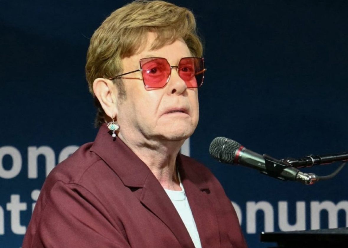 Elton John revela haber perdido la vista tras una grave infección ocular