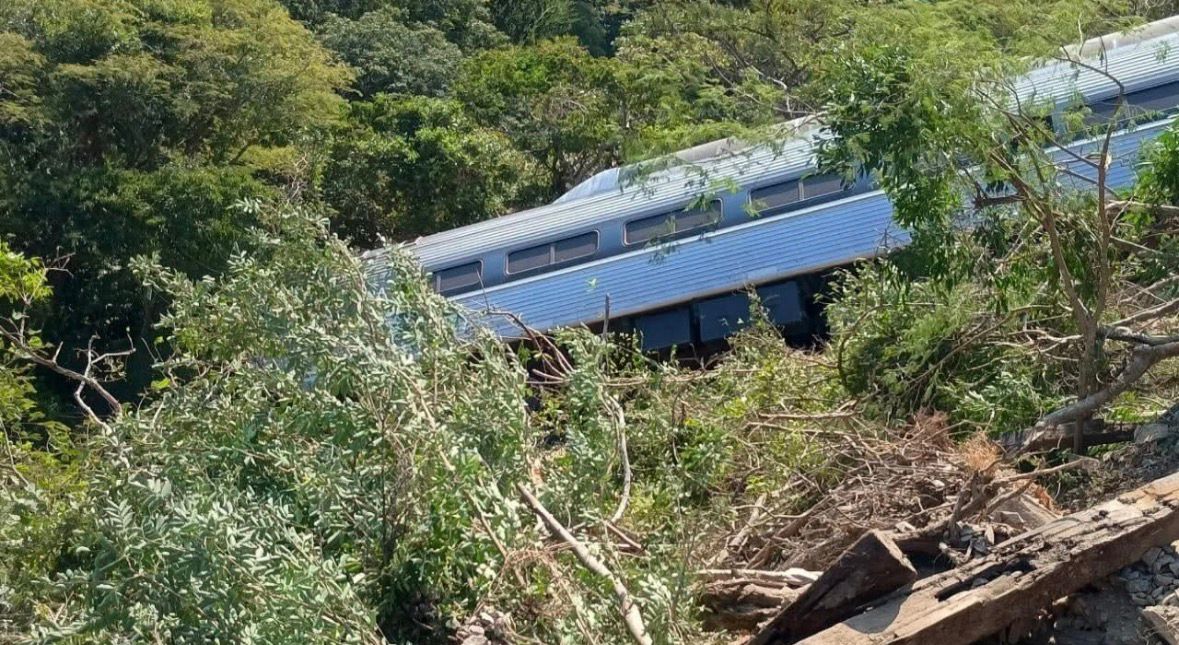 14 fallecidos y 17 hospitalizados: Sheinbaum actualiza saldo del descarrilamiento del Tren Interoceánico